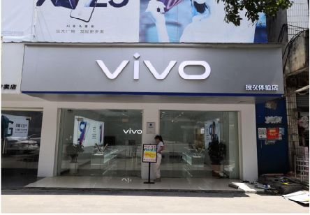彝良县}做一个门店面广告招牌需要多少钱？