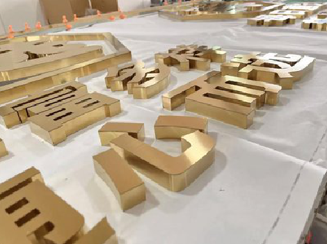 彝良县拉丝不锈钢字的特点。